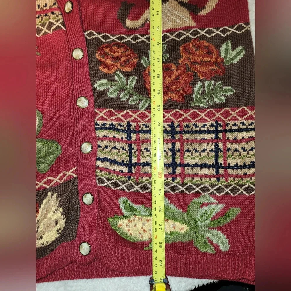Jantzen Red Floral Patchwork Cardigan Sweater - Picture 3 of 7